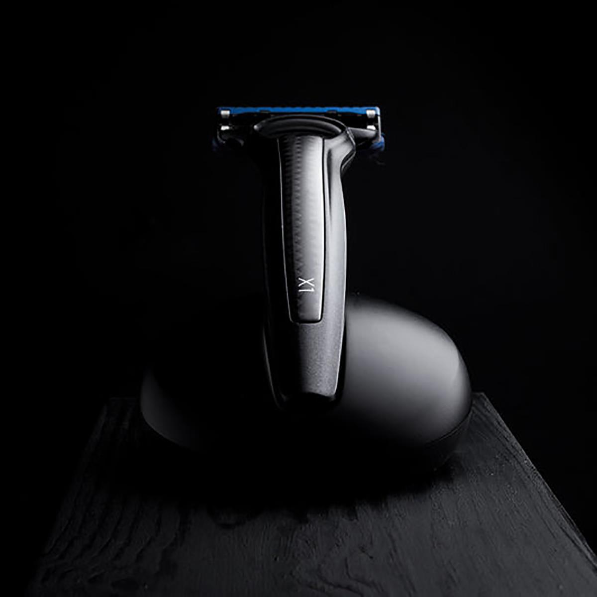 5 - Blade Razor - Bolin Webb - X1 Carbon Razor & Stand