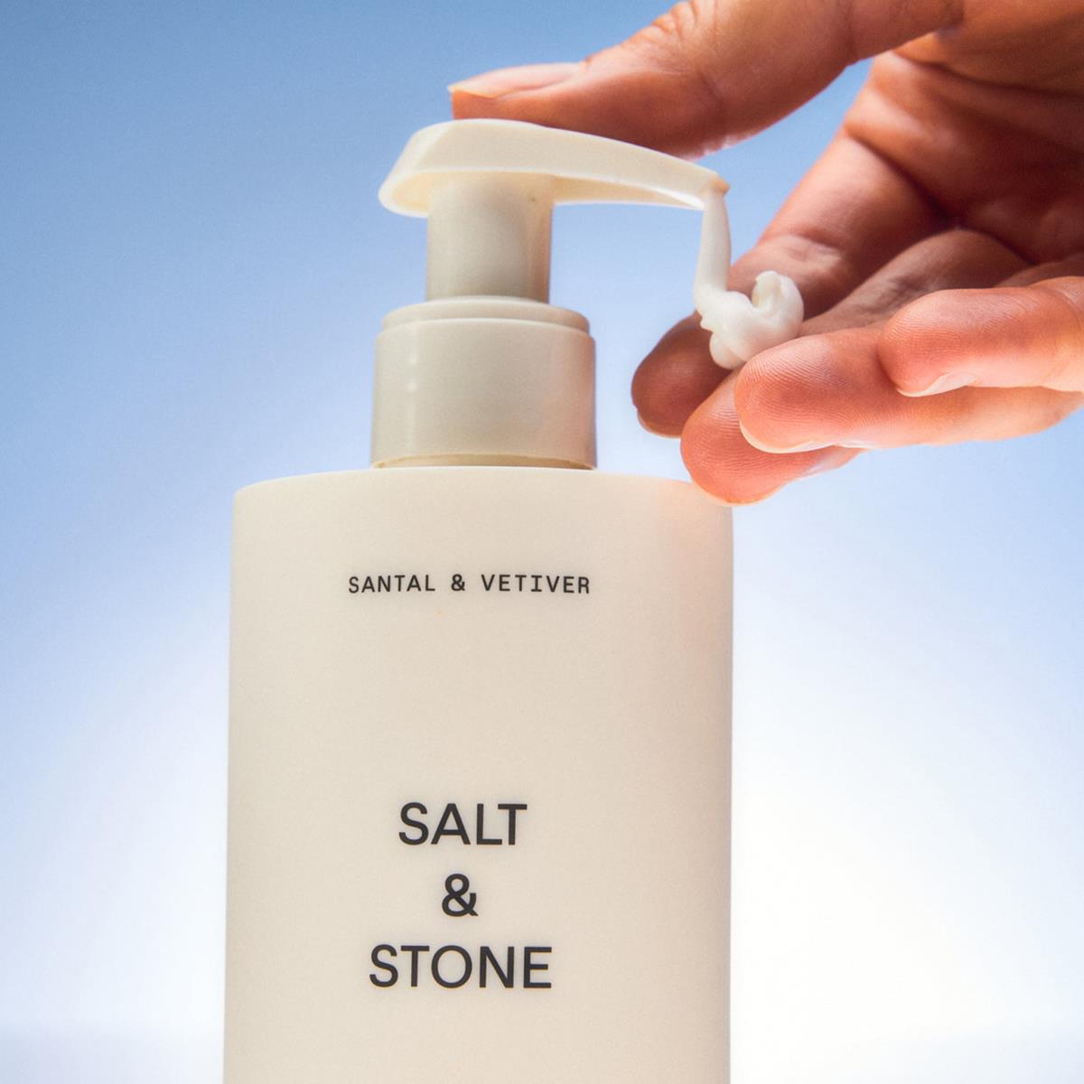 Ενυδατική Κρέμα Σώματος - Salt And Stone - Santal & Vetiver 206ml