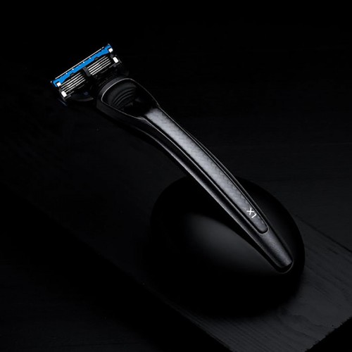 5-Blade Razor With Stand Bolin Webb X1 Carbon - Shaving Tools - Carbon Fibre
