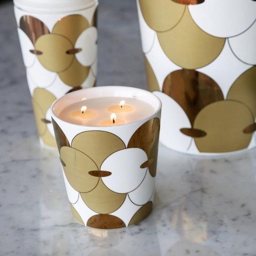 Sahara 715g House of Ilum aromatic candle - Luxury room candle with bergamot and amber notes