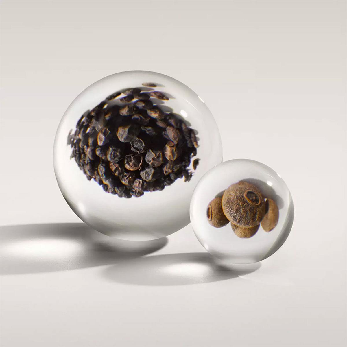 Re-Charge Black Pepper Eau de Parfum 100ml Molton Brown - Aromatic Spicy men's fragrance