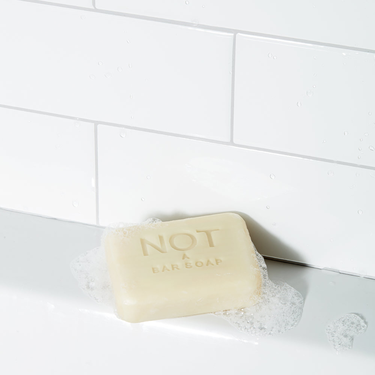 Luxury Bar Soap - Juliette Has A Gun - Not a Bar Soap 100g by JULIETTE HAS A GUN - Soap for Gentle Cleansing and Soft Skin