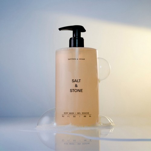 Salt & Stone Saffron & Cedar Body Wash 450ml - Αφρόλουτρο με υαλουρονικό οξύ