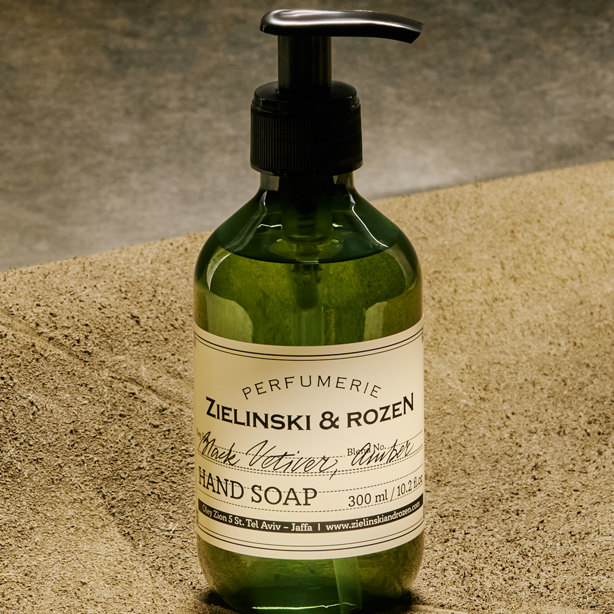 Zielinski & Rozen Liquid Soap Black Vetiver, Amber 300ml - Ξυλώδες floral σαπούνι χεριών
