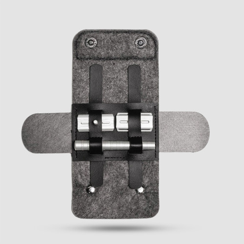 Henson Shaving Travel Case μαύρη - Θήκη ταξιδιού για ξυριστική μηχανή με επένδυση merino